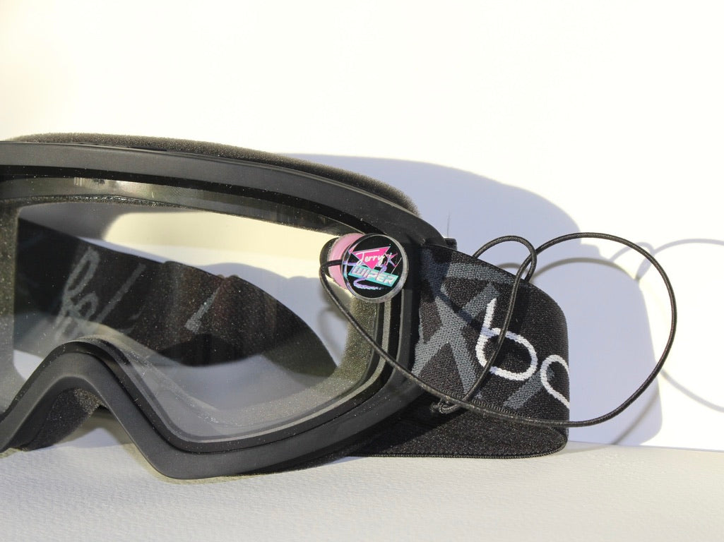Magnetic Anti Fog Wiper Ski Snowboard Goggle Anti fog Absorbent Microfiber Technology Attachable Neodymium Magnet Jerry Wiper